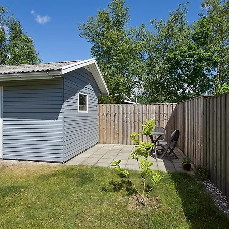 Three-bedroom Holiday In Holiday home Hals